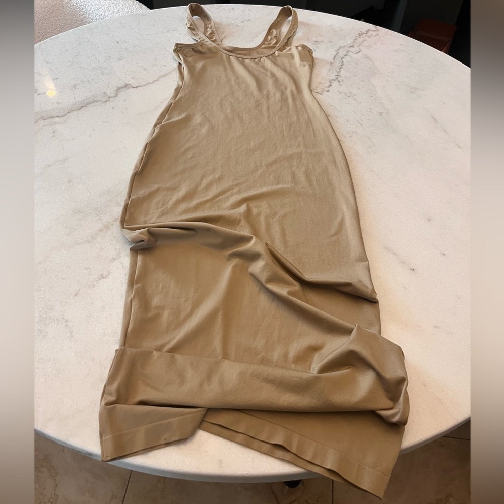 House of CB London Elegant Tan Sleeveless Dress - Picture 2 of 8